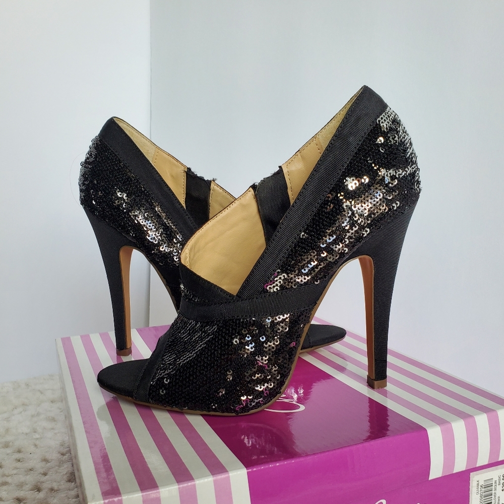 Charlotte Russe size 7 cocktail heels